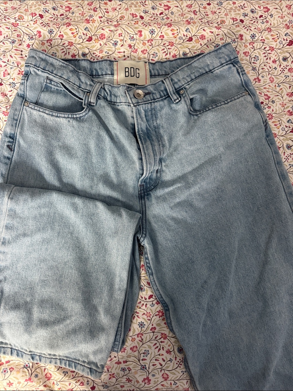 BDG Light Wash Men's Relaxed Straight Jeans